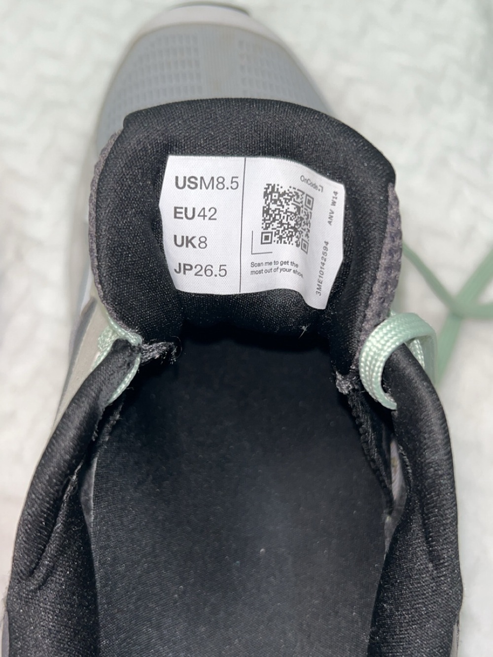 On Running Cloudswift men’s Gray Mint Running Shoes - Picture 2 of 5